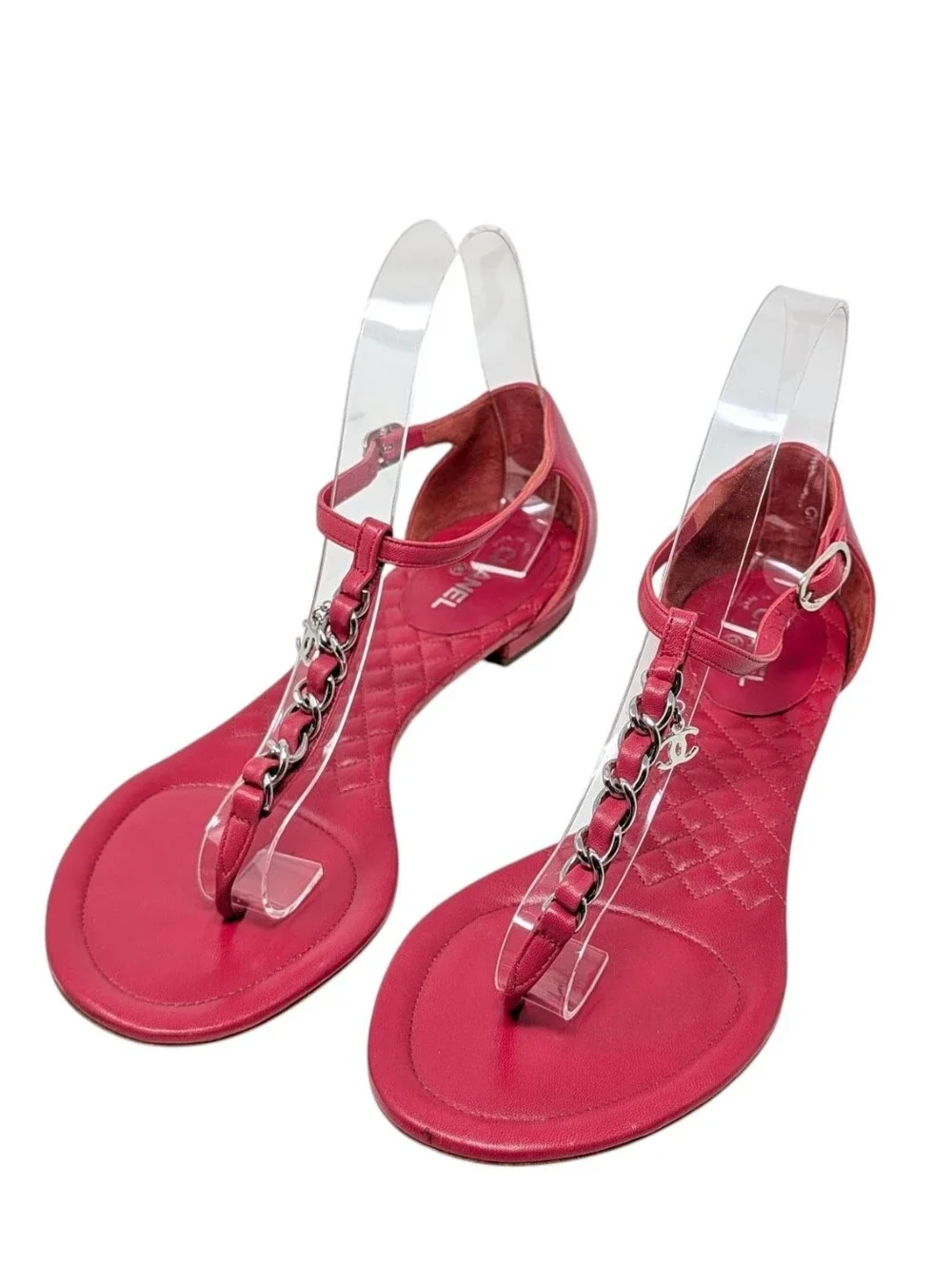 Chanel Red Interlocking CC T-Strap Thong Chain Quilted Sandals Size EU 38